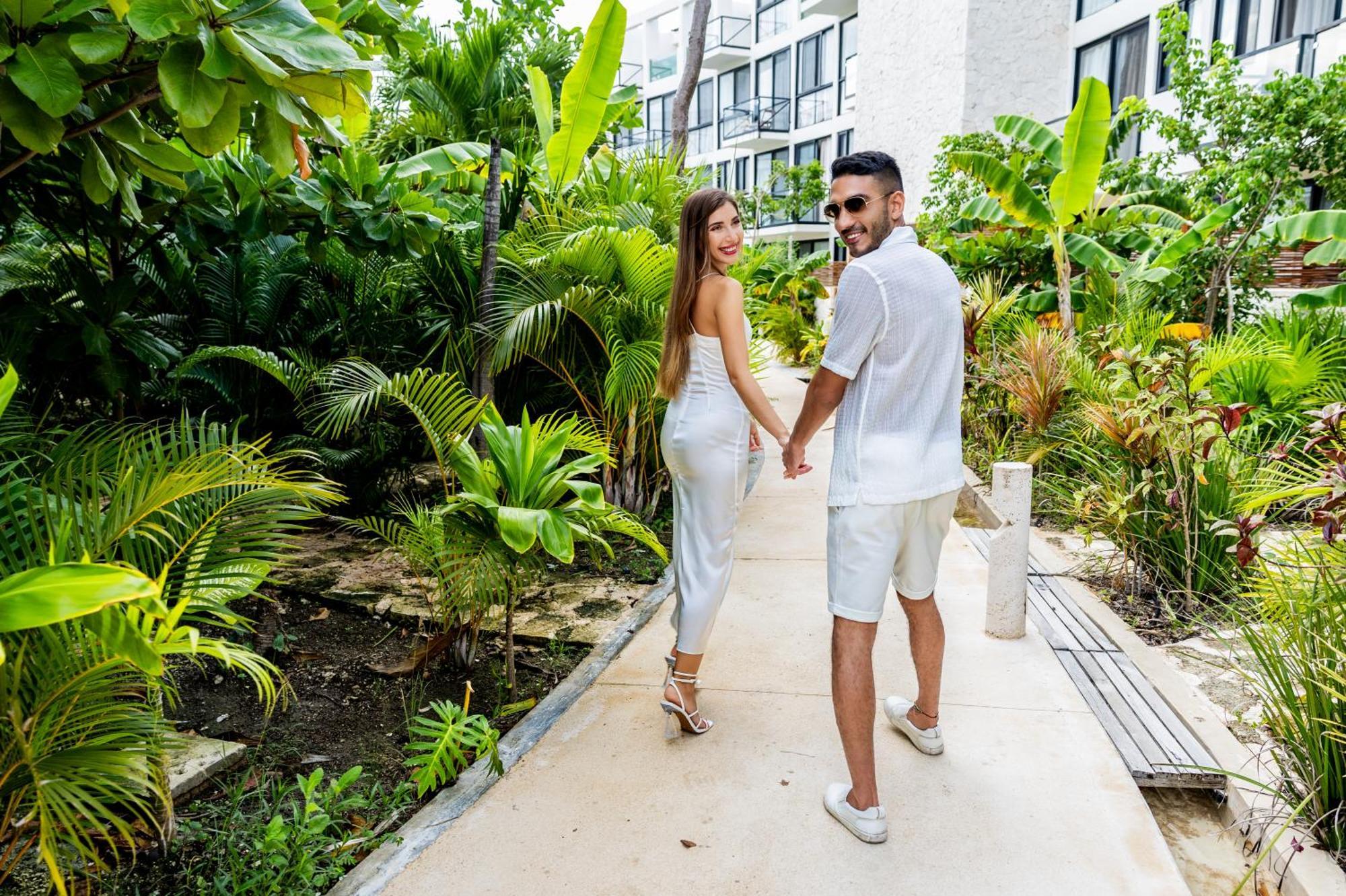 The Waves Tulum By Bnb Experience 外观 照片